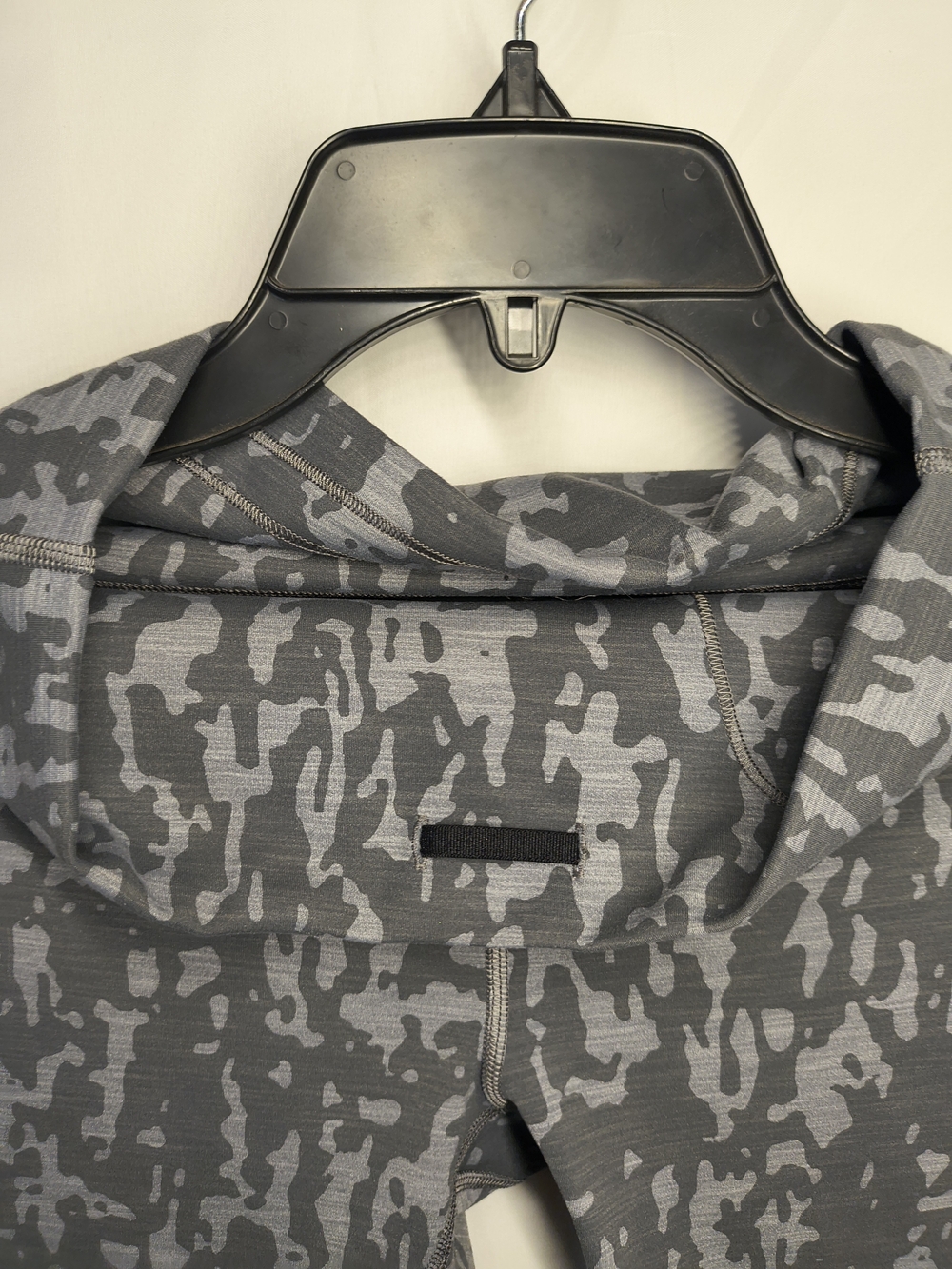 lululemon Wunder Train High-Rise Tights in a heathered gray camo print - Picture 2 of 5